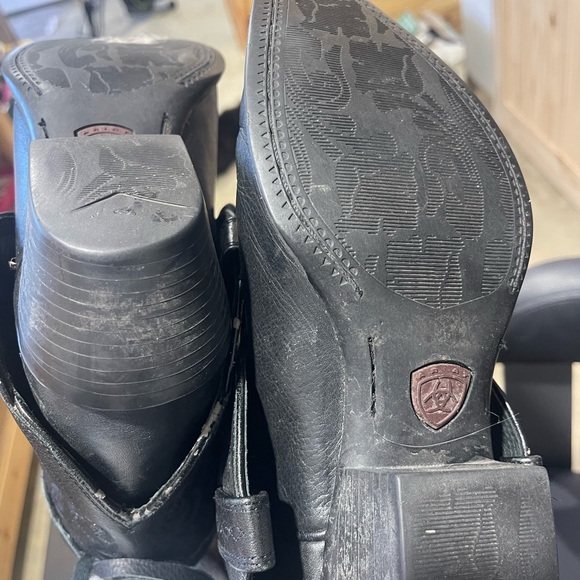 Ariat Boots (flipped) - Picture 4 of 5